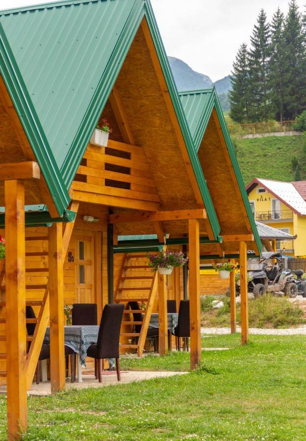 Camp Sutjeska Hotel Tjentiste Buitenkant foto